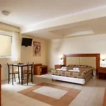 أفانتيس للأجنحة الفندقية 4*