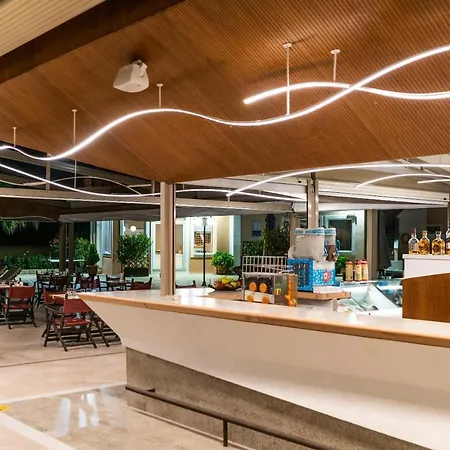 Hotel Avantis 4*
