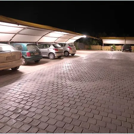 Avantis Hotel