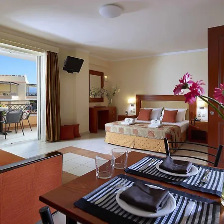 Avantis Hotel