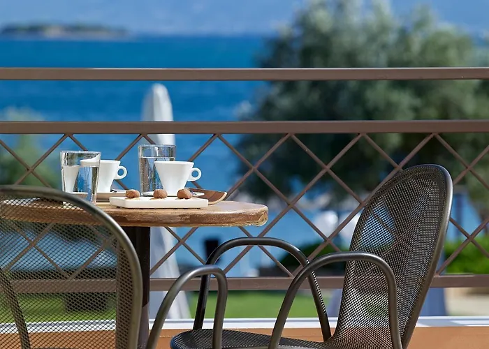 호텔 Avantis 에레트리아